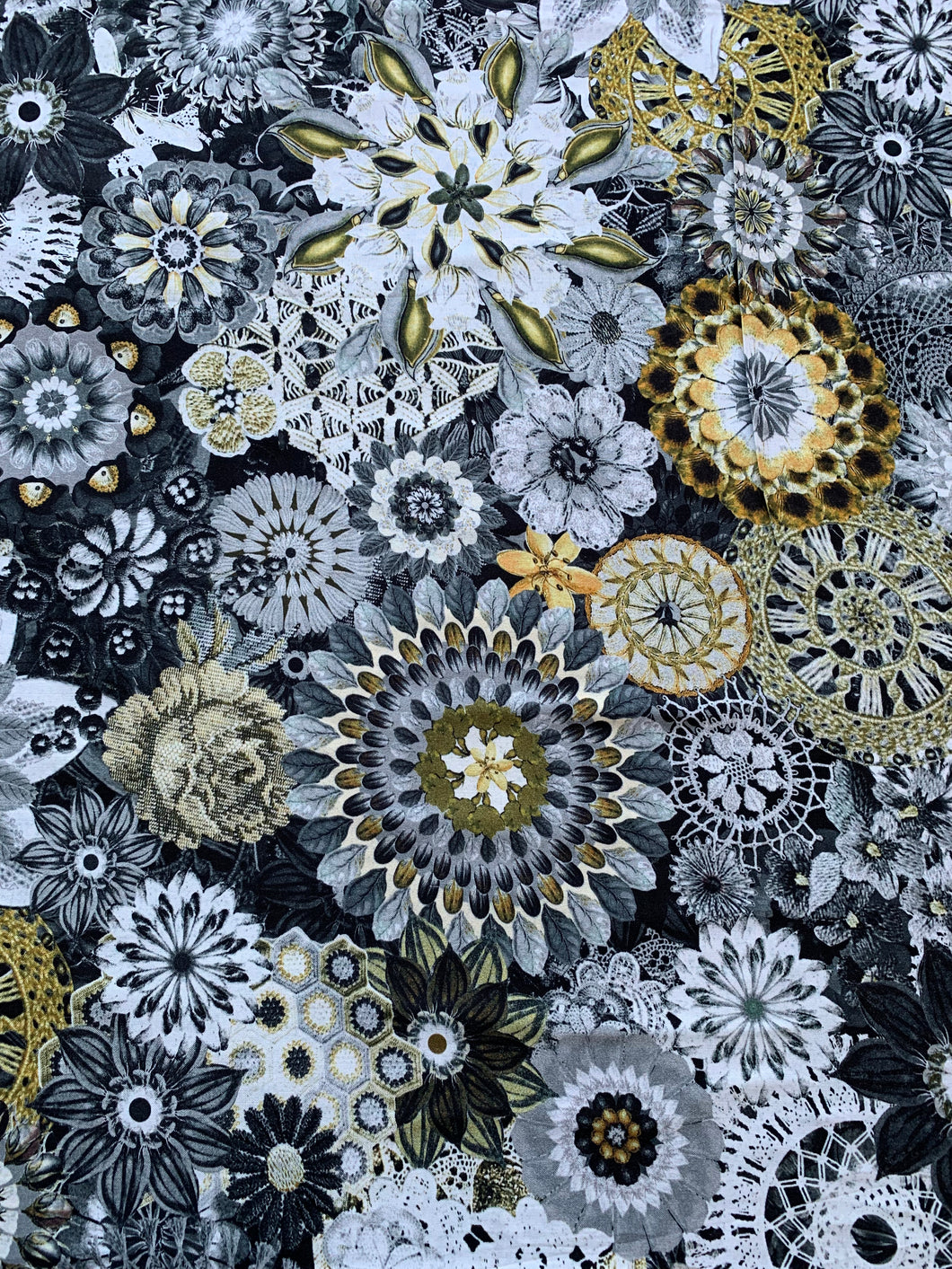 Floral Crochet Wideback